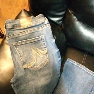 Maurices jeans size 4 long